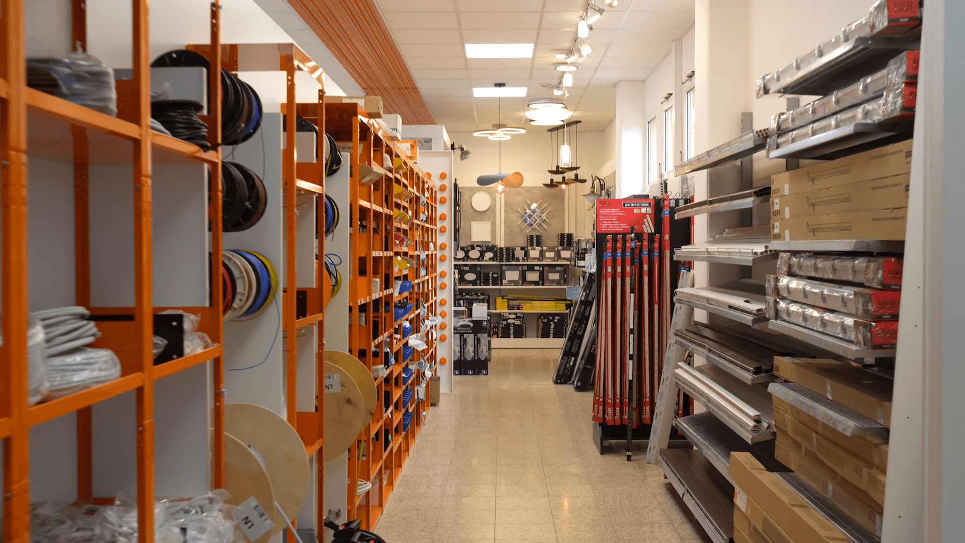 Elektromaterial und Beleuchtung – Fachhandel